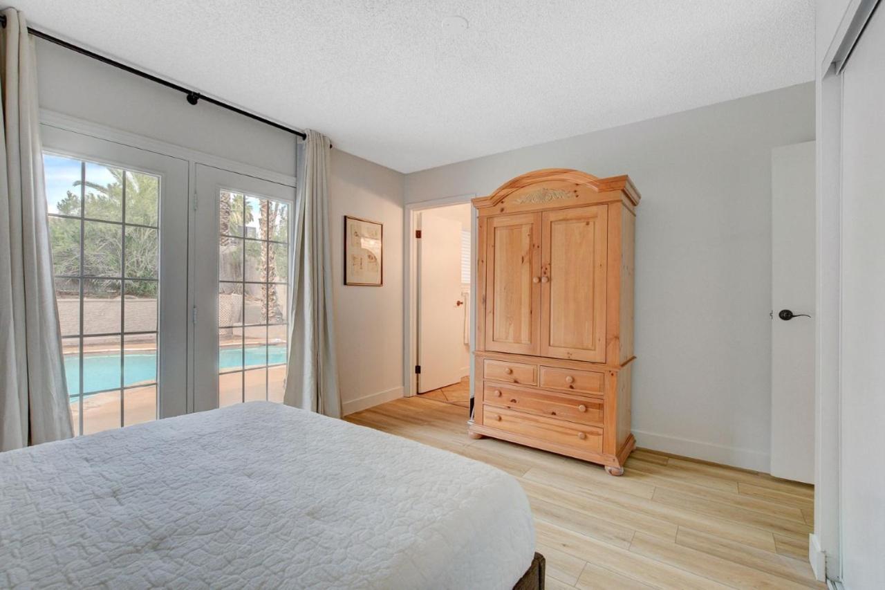 Resort Style 4 Bedroom House With Pool Minutes From Strip Las Vegas Bagian luar foto